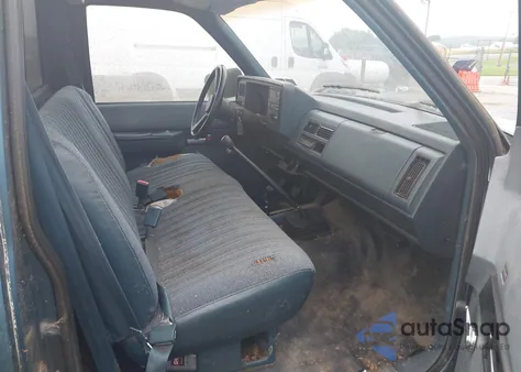 1990 Chevrolet Gmt-400 K1500 из США, поврежденный, VIN 1GCDK14Z7LE197542